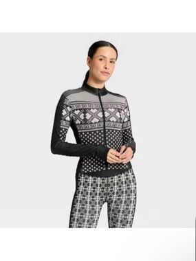 NWT All In Motion zip up Ski Pattern jacket. Size L “Slim Fit” zipper pockets.